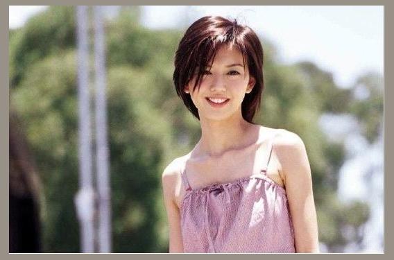 Stephanie Sun (Sun Yan Zi)